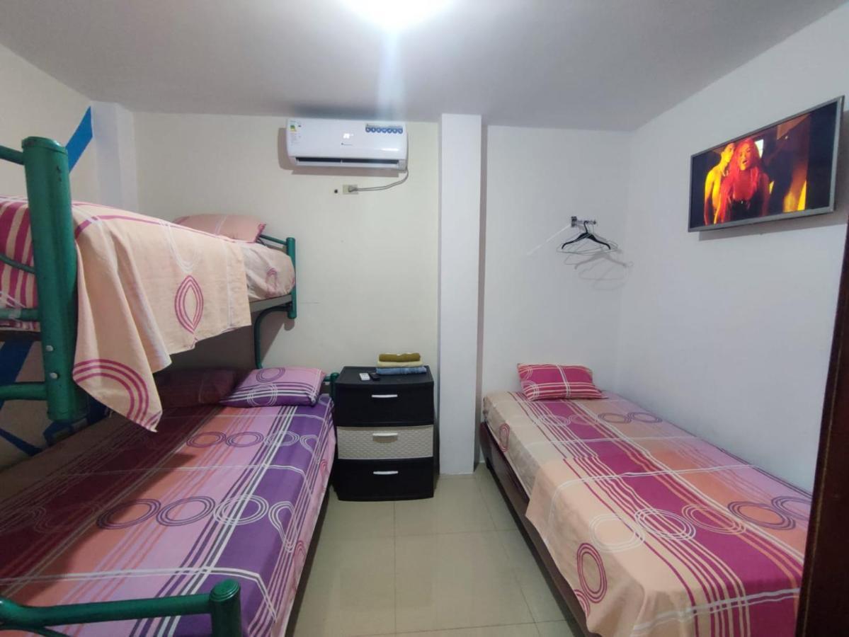 Hostal Venecia -Tu Casa En Manta. Экстерьер фото